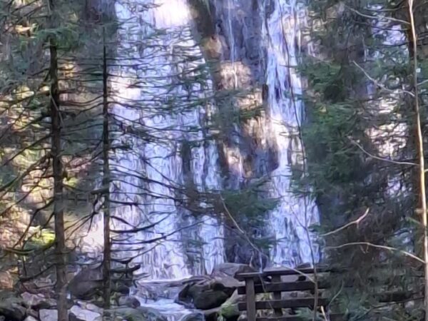 Moyemont - Cascade de la Pissoire - Le Haut du Tot